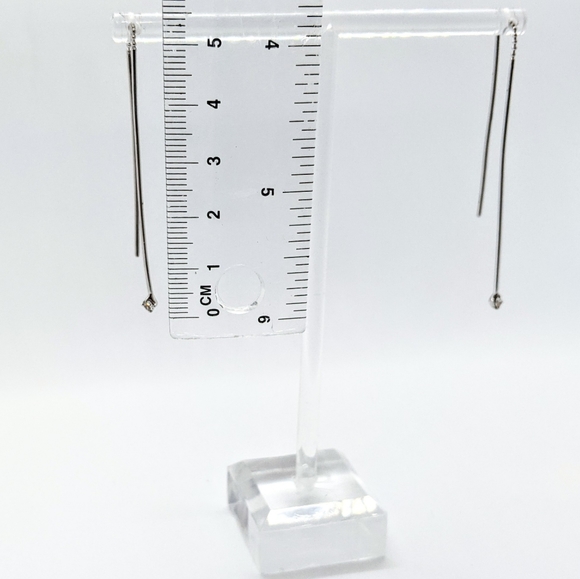 Sterling silver Pull Through Earrings - Picture 2 of 3